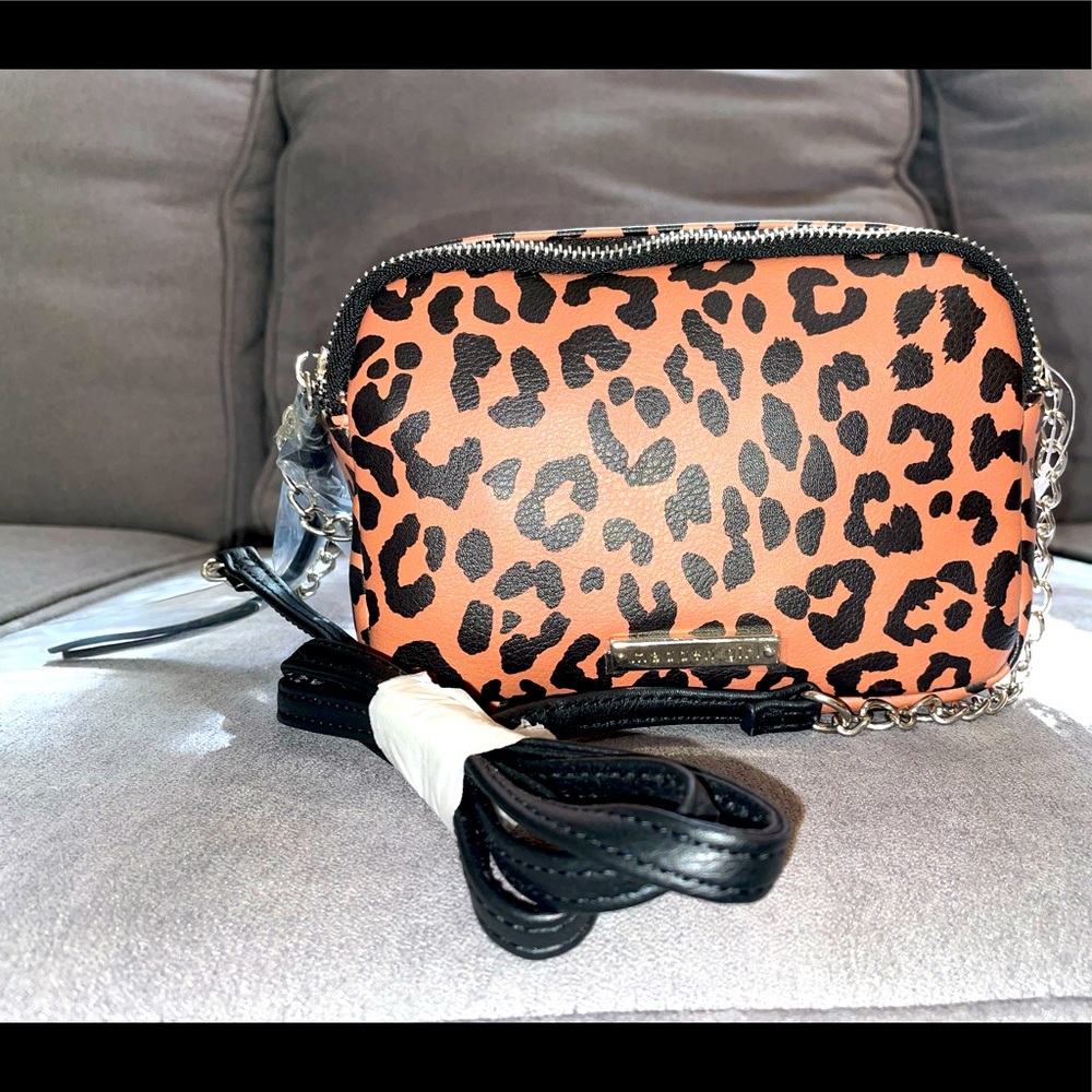 BRAND NEW MADDEN GIRL HANDBAG